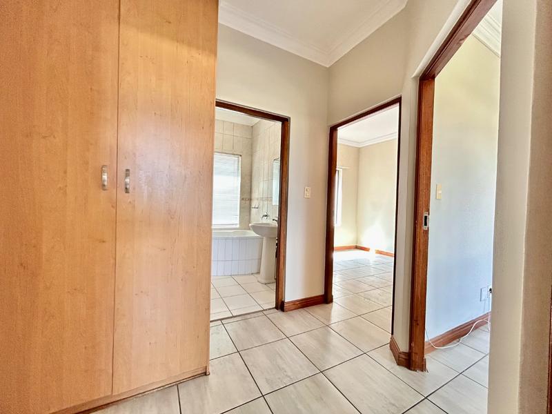 3 Bedroom Property for Sale in Xanadu North West